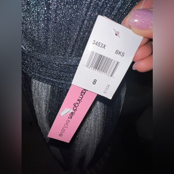 AQUA: Black/Silver Ombre Formal Dress - Size 8 - Picture 13 of 13